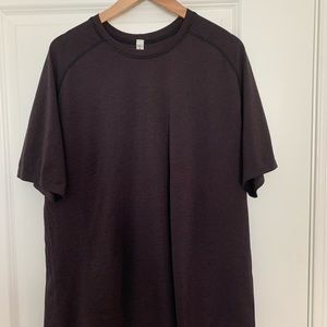 Men’s Lululemon Metal Vent t shirt